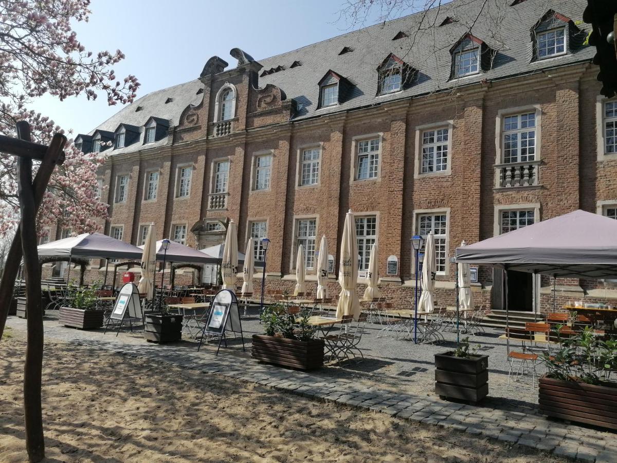 Kloster Langwaden Grevenbroich Extérieur photo