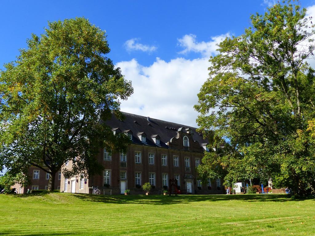 Kloster Langwaden Grevenbroich Extérieur photo